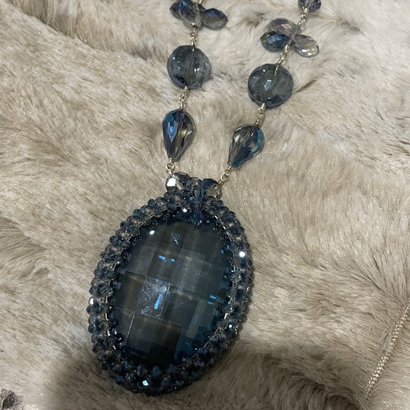 Stunning Blue Gemstone Necklace - Picture 4 of 8